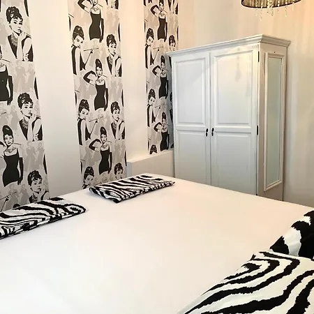 Vintage Chic Apartment Kastel Luksic