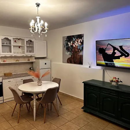 Vintage Chic Apartament Kaštel Lukšić